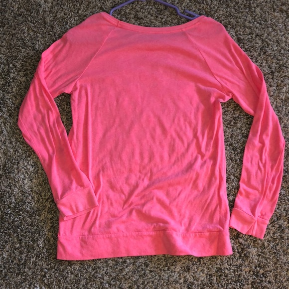 American Eagle Long Sleeve - Picture 2 of 4